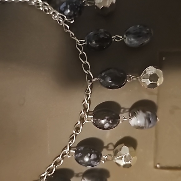 Silvertone Necklace w/Dangling Silver & Blue w/Design Embedded Beads, 18" Length - Picture 6 of 6